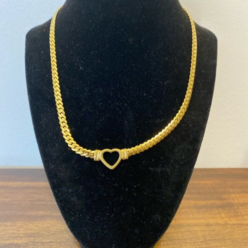 Gold Heart Necklace - Picture 4 of 10